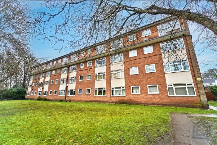 1 Bedroom Flat For Sale In Flat Malcolm Court Wolverhampton, Wolverhampton, WV1