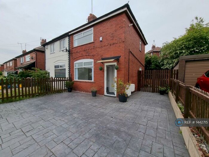 2 Bedroom Semi-Detached House To Rent In Cedar Street, Ashton-Under-Lyne, OL6