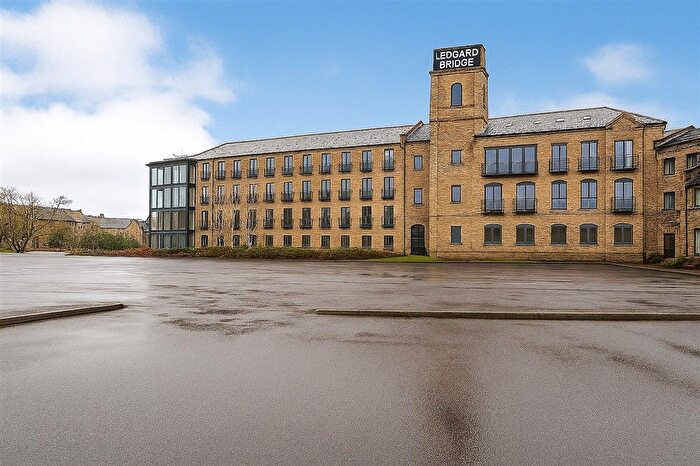 1 Bedroom Maisonette For Sale In Ledgard Wharf, Mirfield, WF14