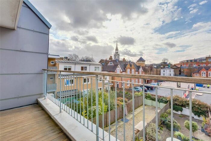 3 Bedroom Terraced House To Rent In Woodbridge Street, Clerkenwell, London, EC1R