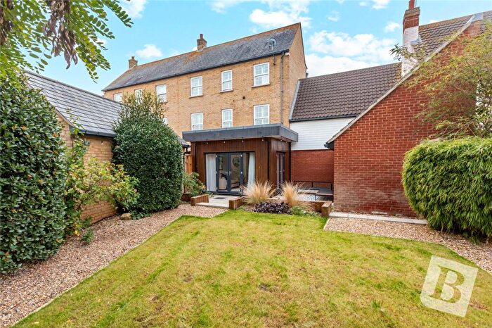 4 Bedroom House For Sale In Cornelius Vale, Chelmsford, Essex, CM2