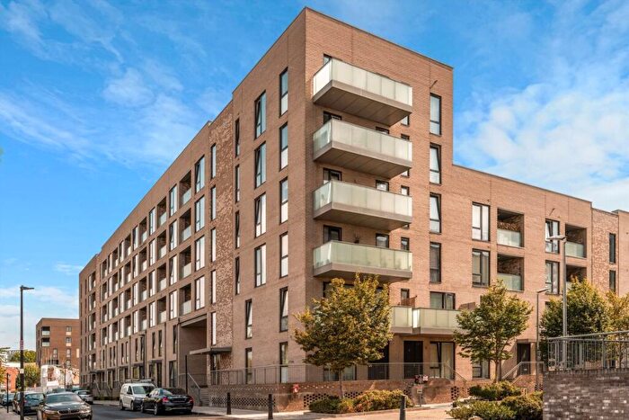 1 Bedroom Flat To Rent In Blair Street, Canary Wharf, E14