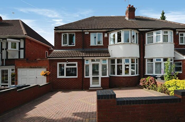 5 Bedroom Semi Detached House For Sale In Cherry Orchard Road, Birmingham, B20