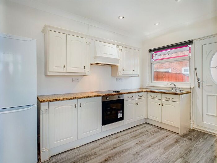 3 Bedroom Detached House For Sale In Yarm Road, Darlington, DL1