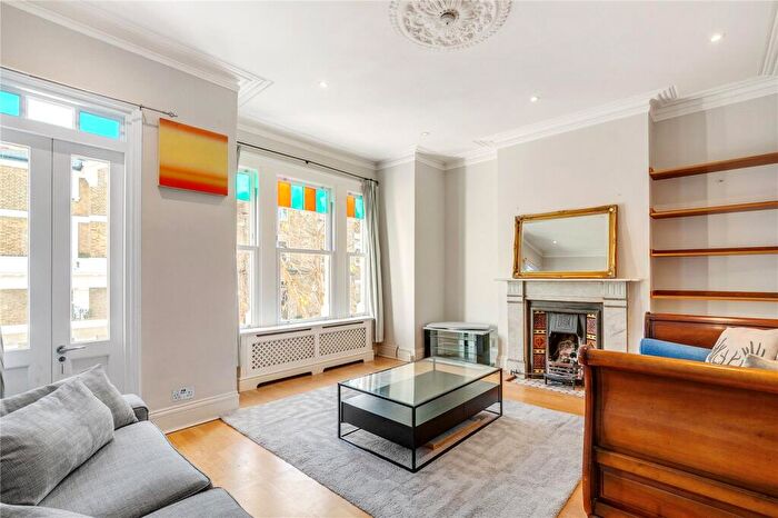 2 Bedroom Apartment For Sale In Altenburg Gardens, SW11