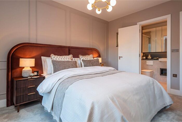 2 Bedroom Apartment For Sale In Colindale Gardens, Colindale Avenue, London, NW9