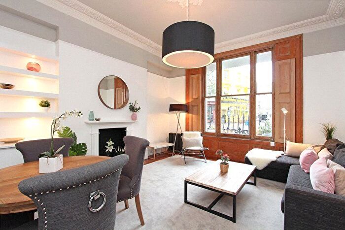 1 Bedroom Flat To Rent In Pembridge Villas, London, W11