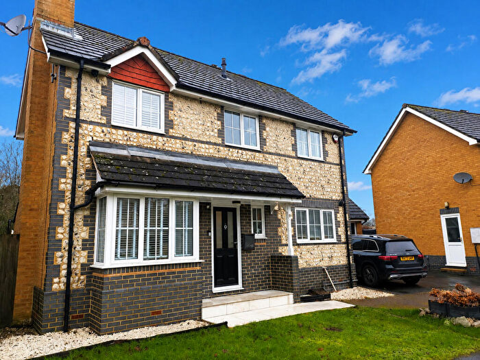 3 Bedroom Detached House To Rent In Nuthatch Gardens, Reigate, RH2