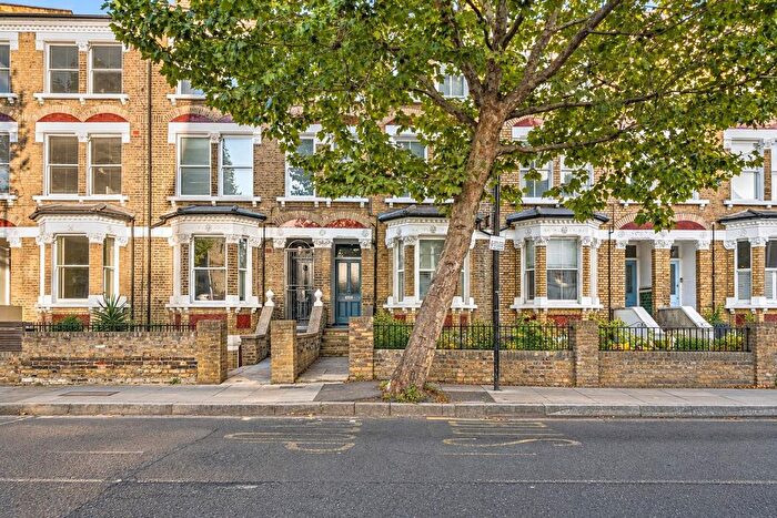 1 Bedroom Flat For Sale In Trafalgar Avenue, SE15