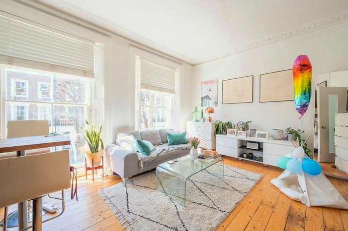 1 Bedroom Flat To Rent In Artesian Road, Westbourne Grove, London, W2