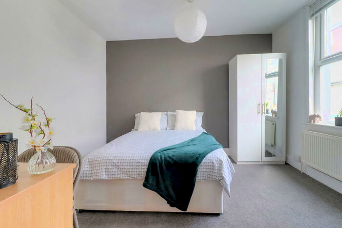 6 Bedroom Terraced House To Rent In Hollingdean Road, Brighton, BN2