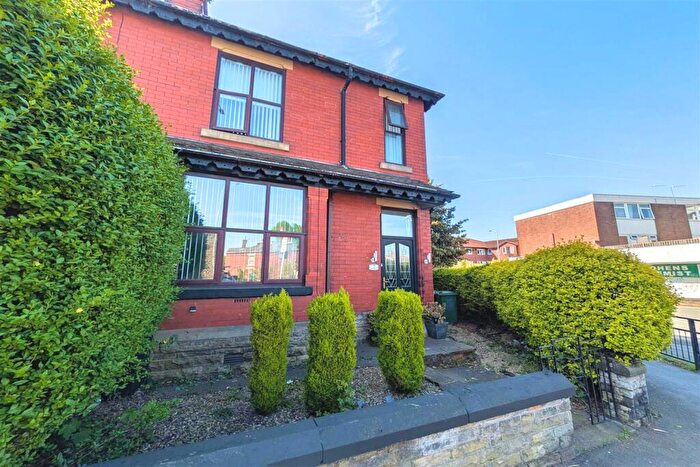 3 Bedroom Semi-Detached House To Rent In Berrycroft Lane, Romiley, Stockport, SK6