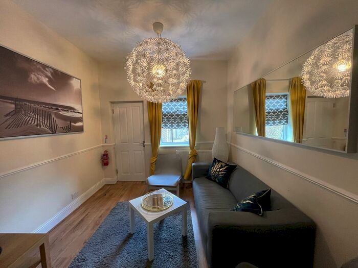 6 Bedroom End Of Terrace House To Rent In Belton Road, Willesden, NW2