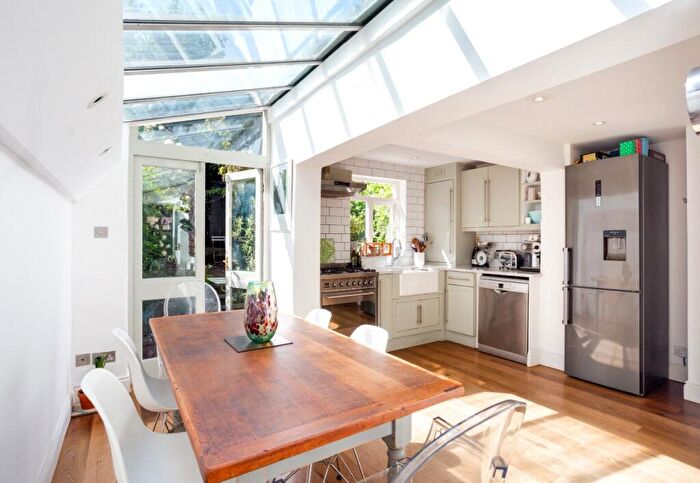 4 Bedroom House To Rent In Abercrombie Street, London, SW11