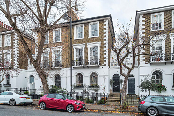 5 Bedroom Link Detached House For Sale In Hemingford Road, London, N1