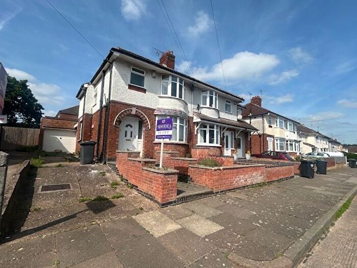 3 Bedroom Semi-Detached House To Rent In Arncliffe Road, Leicester, LE5