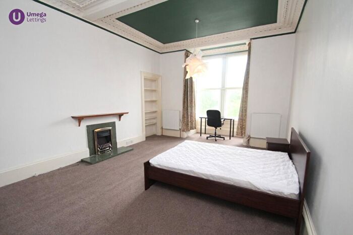 4 Bedroom Apartment To Rent In Warrender Park Terrace, Marchmont, Edinburgh, EH9