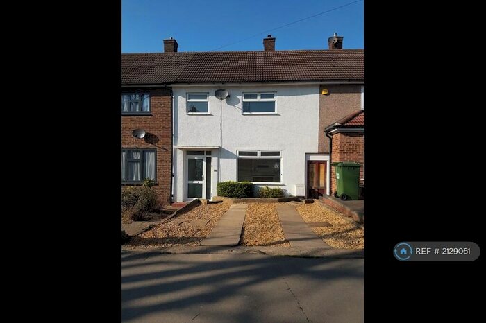 2 Bedroom Terraced House To Rent In Faringdon Avenue, Romford, RM3
