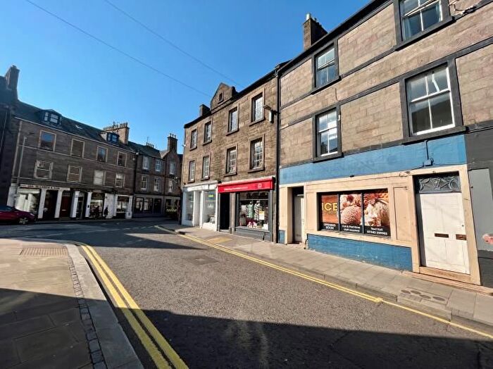 3 Bedroom Flat To Rent In Castle Street, Forfar, Angus, DD8