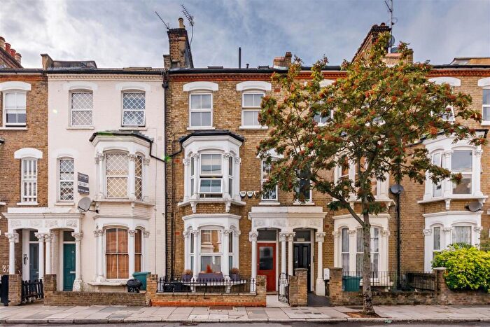 1 Bedroom Flat To Rent In Marlborough Road, Finsbury Park, N19