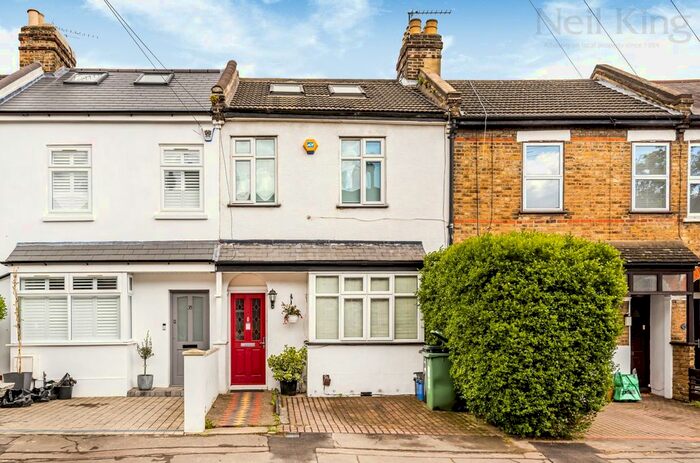 3 Bedroom Terraced House For Sale In Carnarvon Road, South Woodford, London, E18