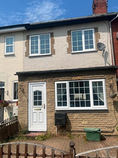 3 Bedroom Terraced House For Sale In Kings Terrace, Doncaster, DN6