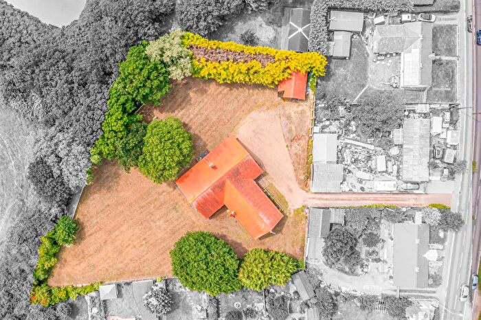 2 Bedroom Detached Bungalow For Sale In Goldhanger Road, Heybridge, Maldon, CM9