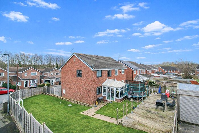 3 Bedroom Semi-detached House For Sale In Whitley Spring Crescent, Ossett, WF5