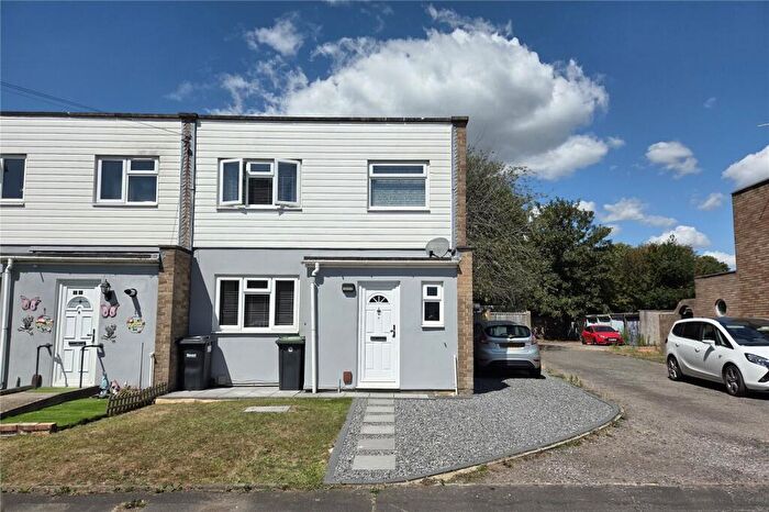 3 Bedroom End Of Terrace House For Sale In Juniper Square, Havant, Hampshire, PO9