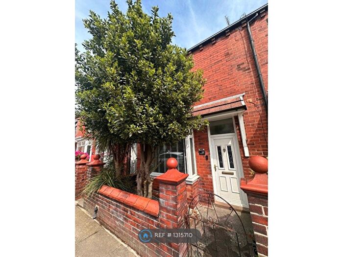 2 Bedroom Terraced House To Rent In Poplar Avenue, Bolton, BL1