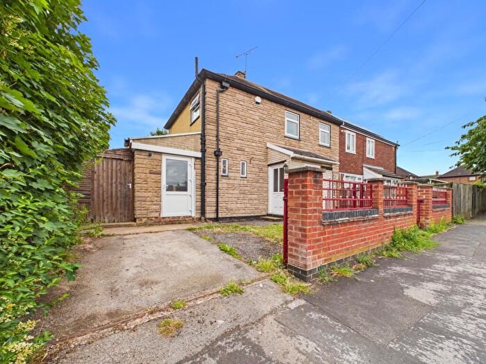 3 Bedroom Semi-Detached House For Sale In Lexington Road, Chaddesden, DE21
