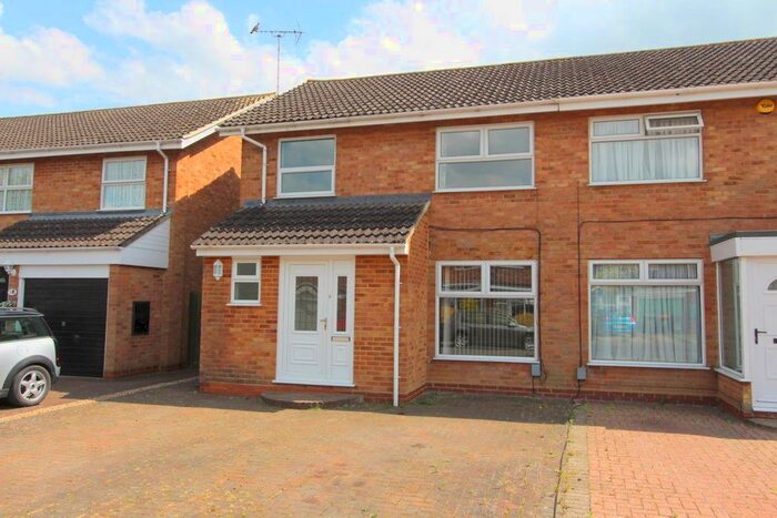 3 Bedroom Property To Rent In Cygnus Drive, Leighton Buzzard, LU7