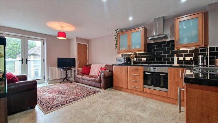 2 Bedroom Apartment To Rent In Kingsway Court, Two Mile Hill Road, Bristol, BS15