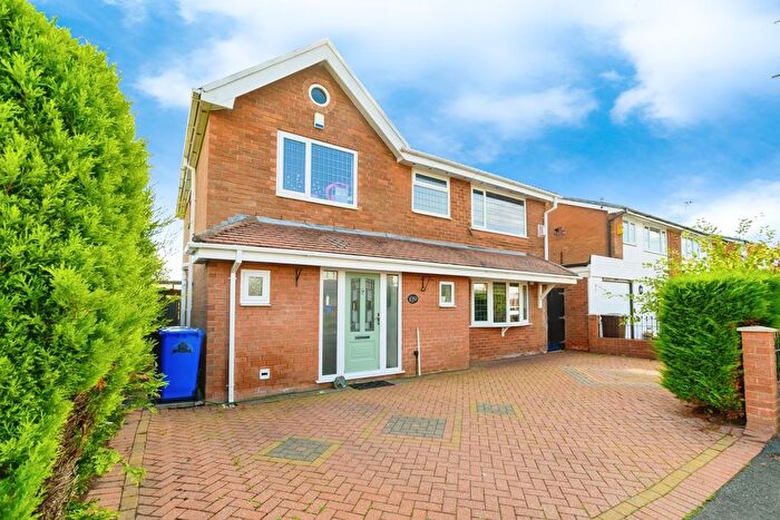 4 Bedroom Detached House For Sale In Far Hey Close, Radcliffe, Greater Manchester, M26