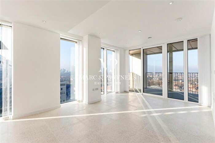 2 Bedroom Apartment To Rent In Bouchon Point, Cendal Crescent, London, E1