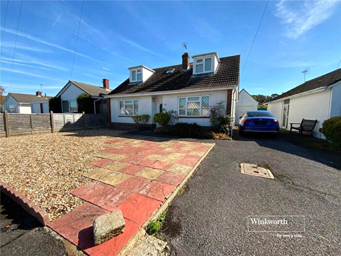 3 Bedroom Bungalow For Sale In Falcon Drive, Mudeford, Christchurch, Dorset, BH23
