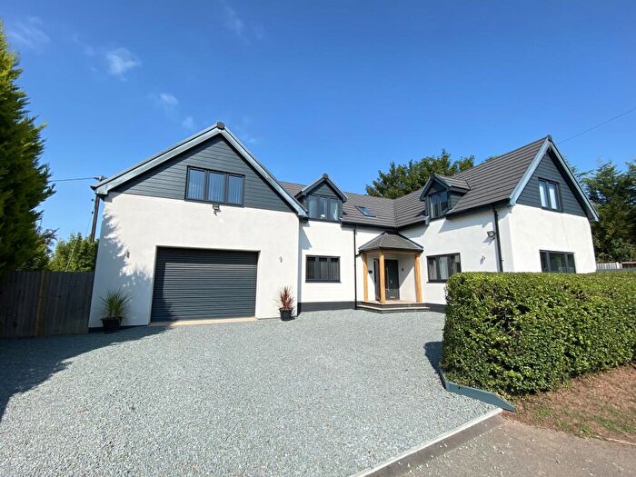 5 Bedroom Detached House For Sale In Lyde, Hereford, HR1