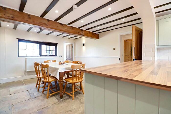 5 Bedroom Detached House For Sale In Kirton Road, Blyton, Gainsborough, DN21