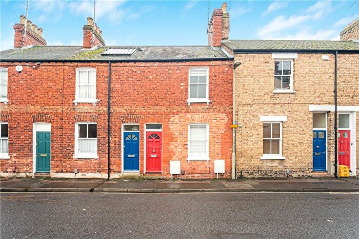 2 Bedroom Terraced House To Rent In Albert Street, Oxford, Oxfordshire, OX2