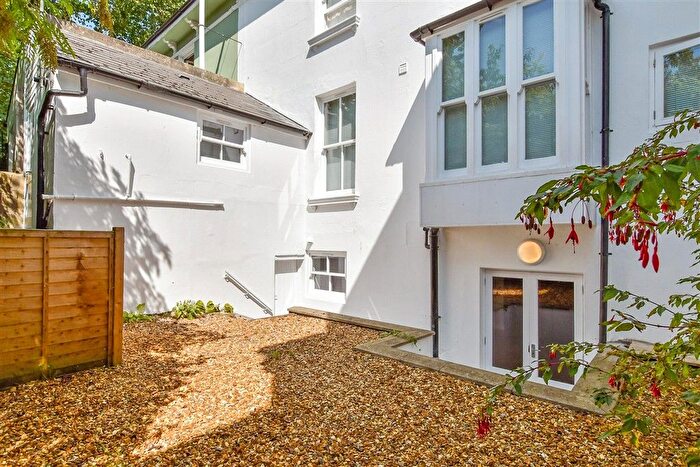 2 Bedroom Flat For Sale In Preston Road, Brighton, East Sussex, BN1