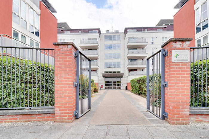 2 Bedroom Apartment To Rent In Watkin Road, Leicester, LE2