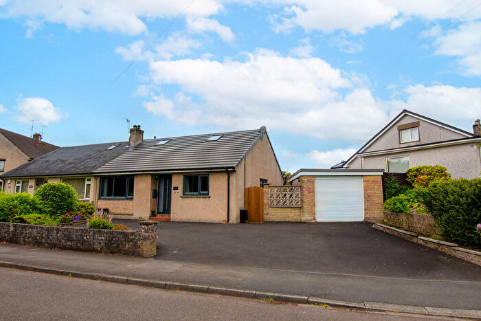 3 Bedroom Semi-Detached Bungalow For Sale In Wattsfield Road, Kendal, Cumbria, LA9