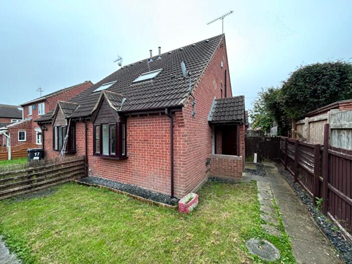 1 Bedroom Semi-Detached House To Rent In Emberton Park, Kingswood, Hull, East Riding Of Yorkshi, HU7