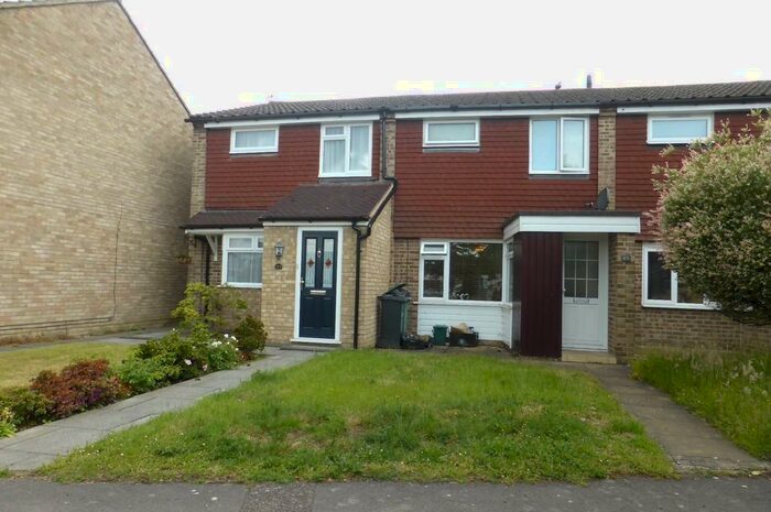 2 Bedroom Terraced House To Rent In Avondale Close, Horley, RH6