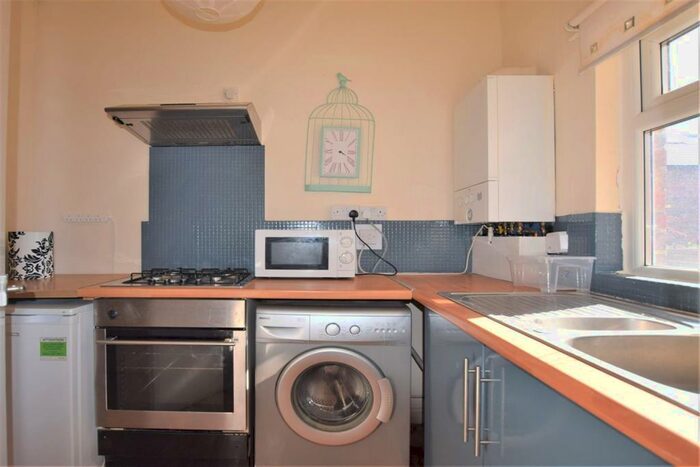 1 Bedroom Apartment To Rent In Clarendon Road, Manchester, M16