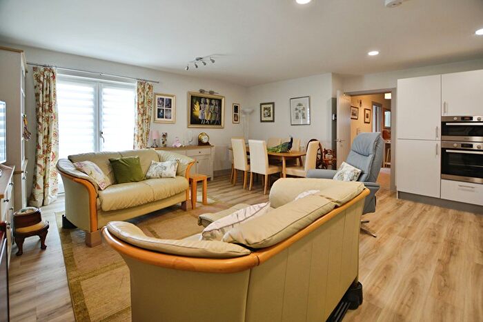 2 Bedroom Flat For Sale In The Poppyfields, Collingham, NG23
