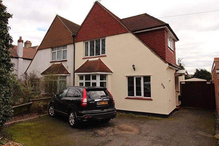 3 Bedroom Semi-Detached House To Rent In Eastwood Road North, Leigh-On-Sea, Essex, SS9