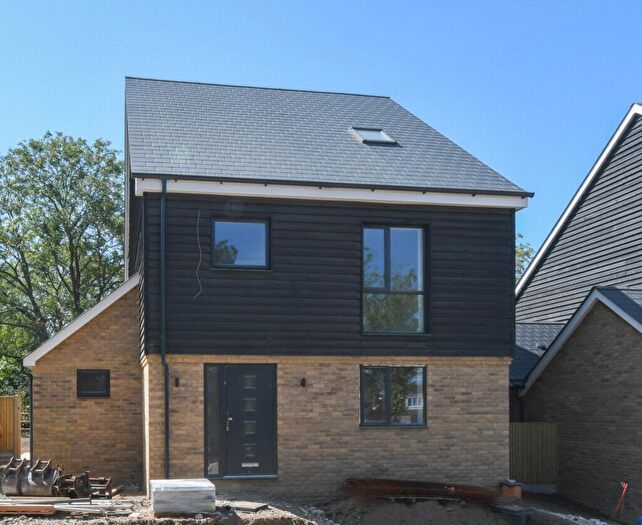 4 Bedroom Detached House For Sale In Station Road, St. Margarets-At-Cliffe, CT15