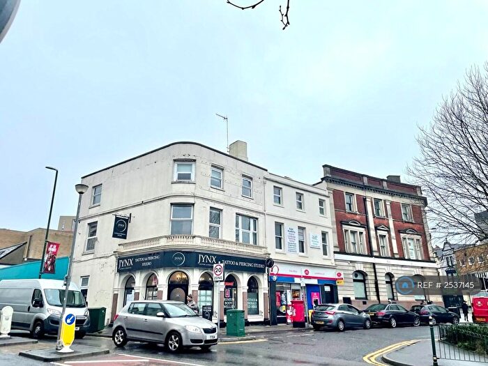 1 Bedroom Flat To Rent In Lansdowne Crescent, Bournemouth, BH1