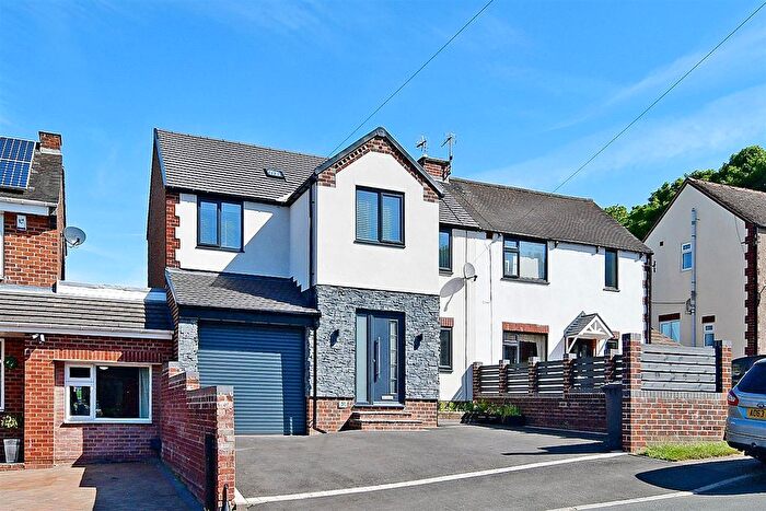 4 Bedroom Semi Detached House For Sale In Holmley Lane, Dronfield, S18